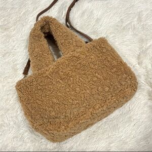 Laundry by Shelli Segal Fuzzy tan brown Sherpa Tote Purse Cross Body Bag